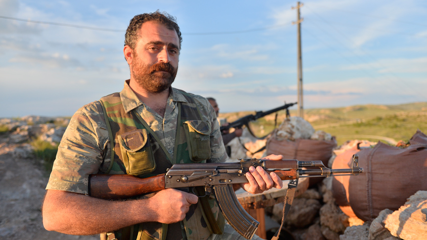 Mardin'de görev yapan güvenlik korucularından Nevzat Atlı açıklamada bulundu. AA/Halil İbrahim Sincar