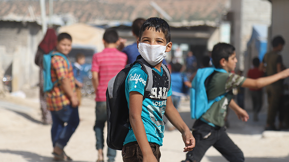 İdlib'de okullar Kovid-19 nedeniyle gecikmeli açıldı - Resim : 1