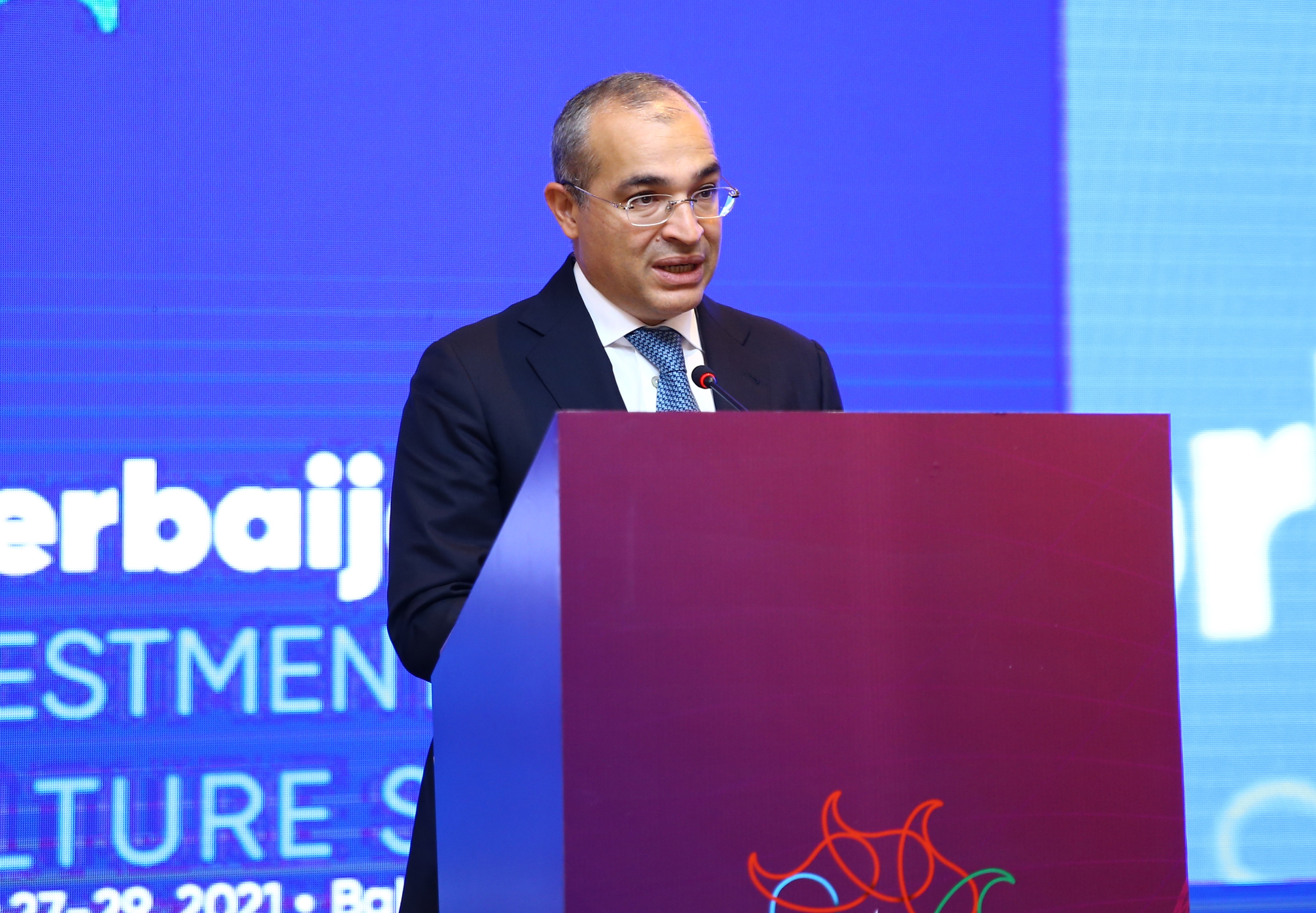 Предприниматели из стран ОИС обсудили в Баку инвестиции в Карабах